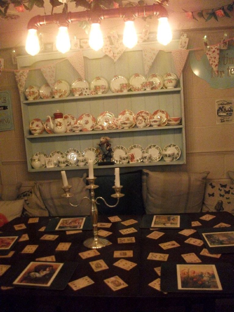 cafe venue of creative writing
