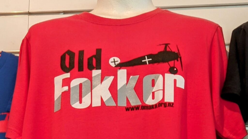 T-shirt, slogan "Old Fokker" with silhouette of a Fokker plane