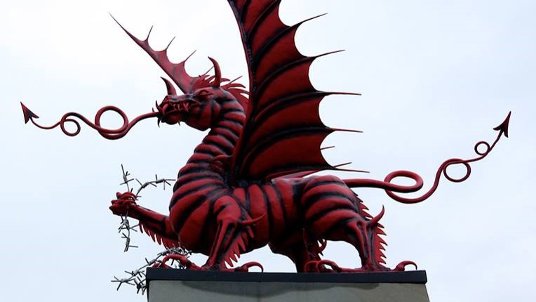 Welsh dragon war memorial